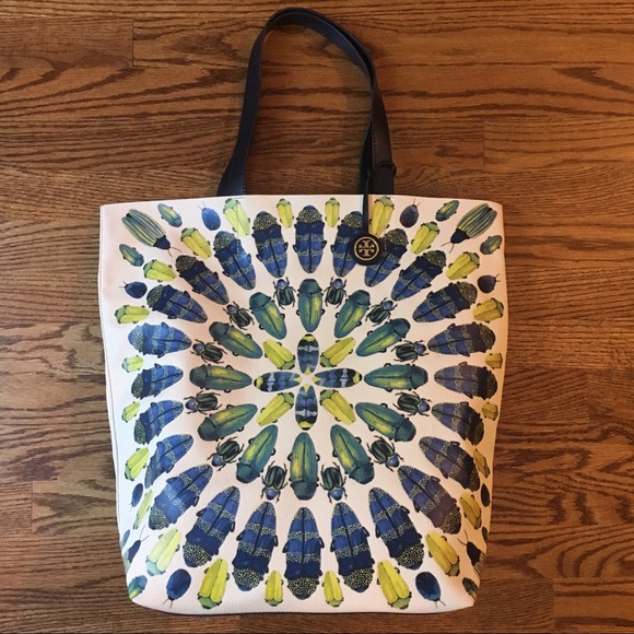 tory burch beetle bag